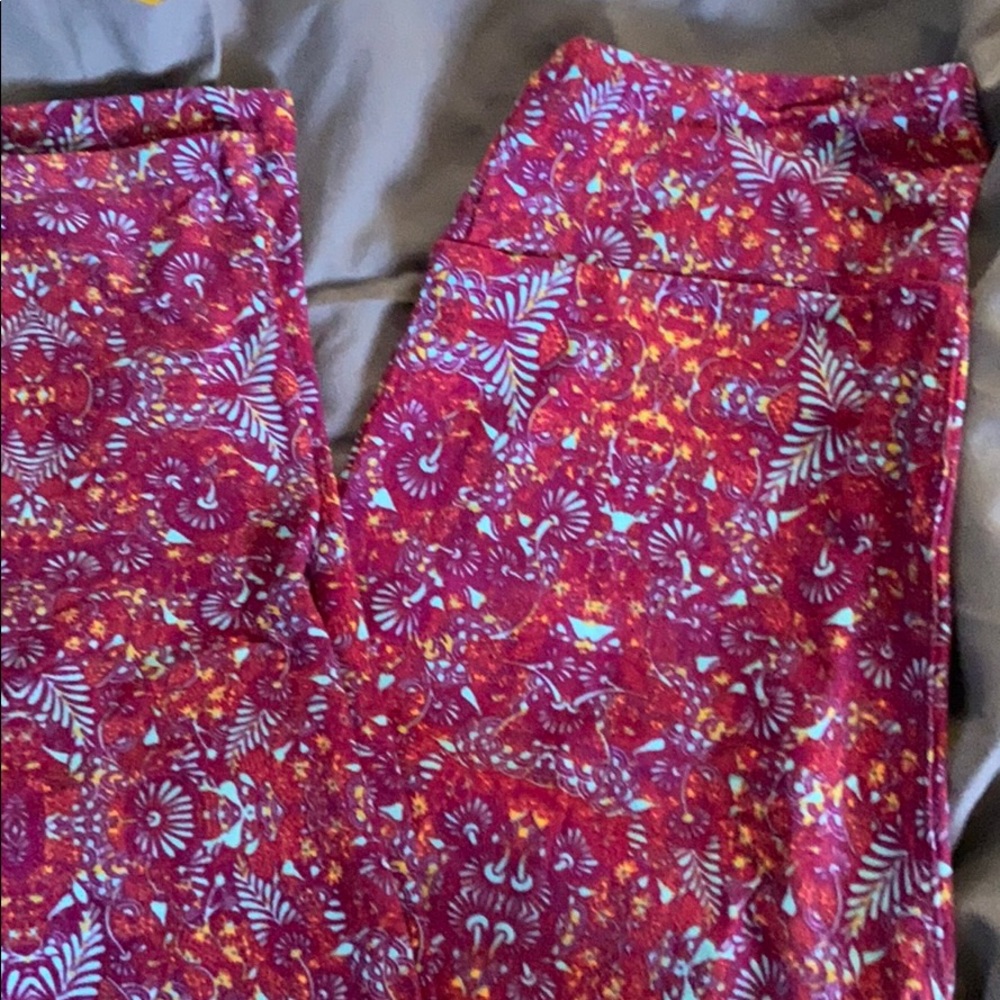 Cute LuLaRoe One Size Leggings